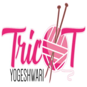 Logo de YOGESHWARI TRICOT avec des aiguilles à tricoter.